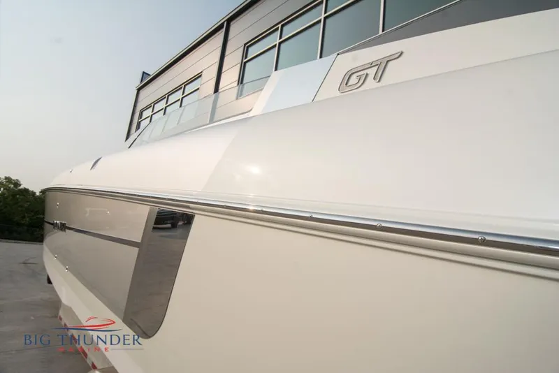 Slide: The Image of 2019 Donzi 41 GT boat side view at Big Thunder Marine. - 10