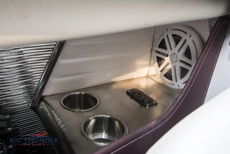 Slide: The Image of Donzi 41 GT 2019 - 60