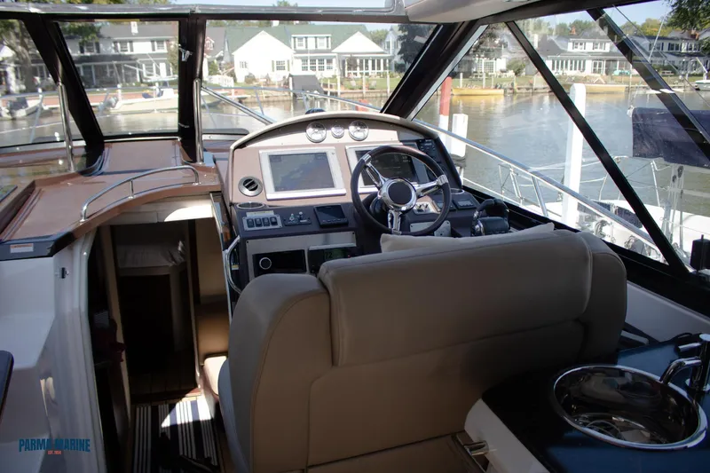 Slide: The Image of Great Visibility on the 2016 Regal 42 Coupe - 25