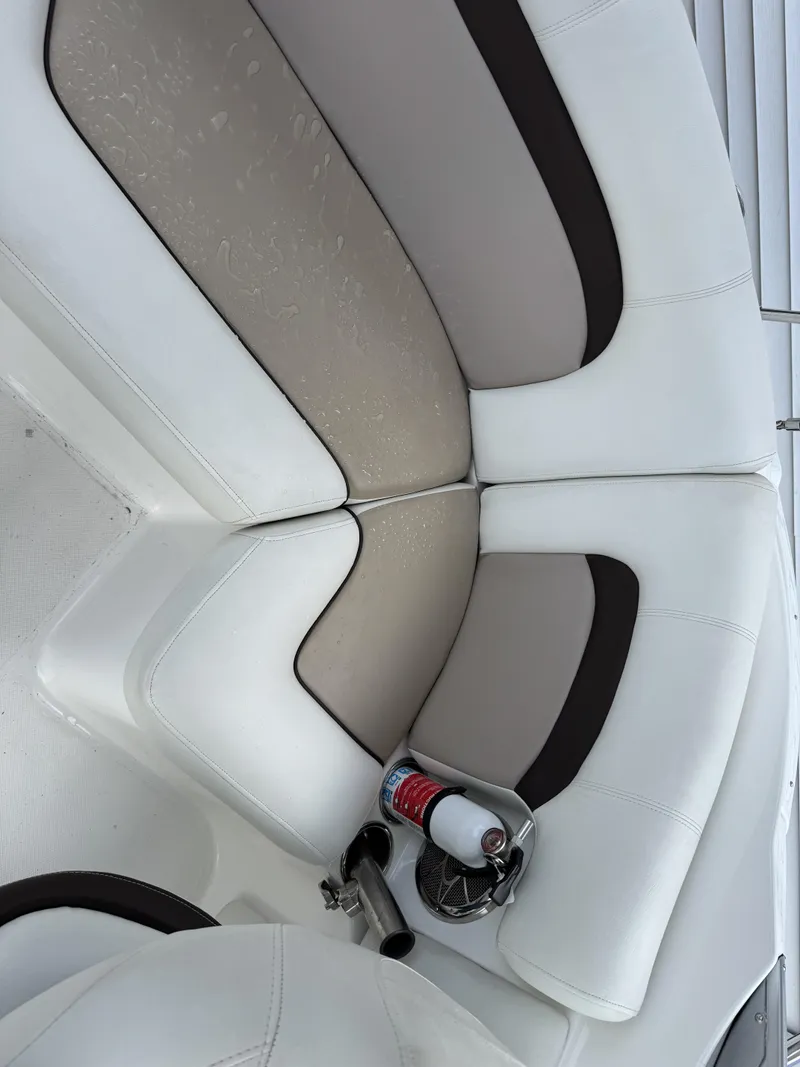 Slide: The Image of Hurricane 220 Sundeck 2015 - 2