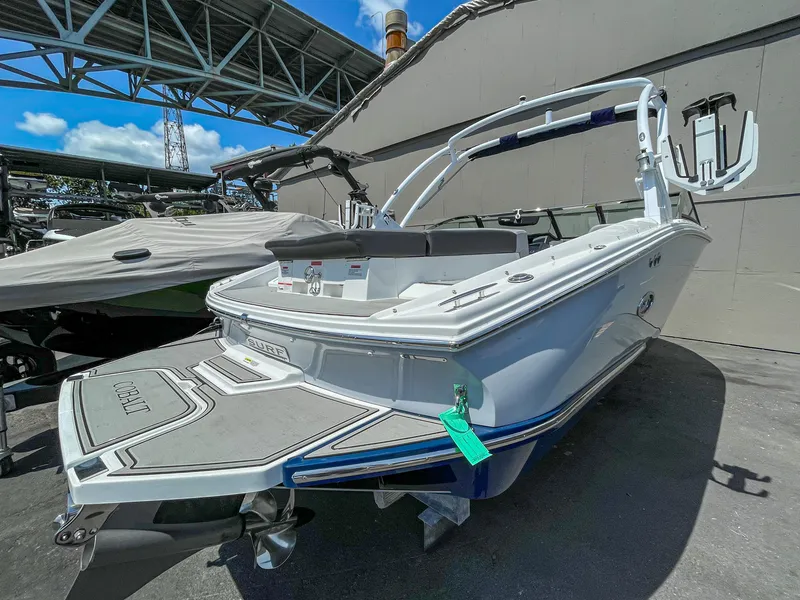 Slide: The Image of Cobalt CS23 Surf 2023 - 4