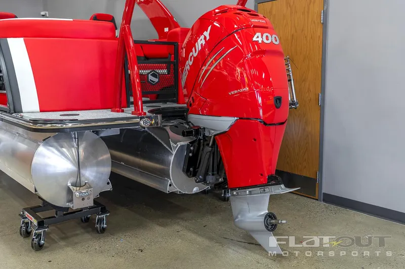 Slide: The Image of 2023 South Bay 523 RS 3.0 Plus Arch with 400HP Mercury engine in showroom. - 15