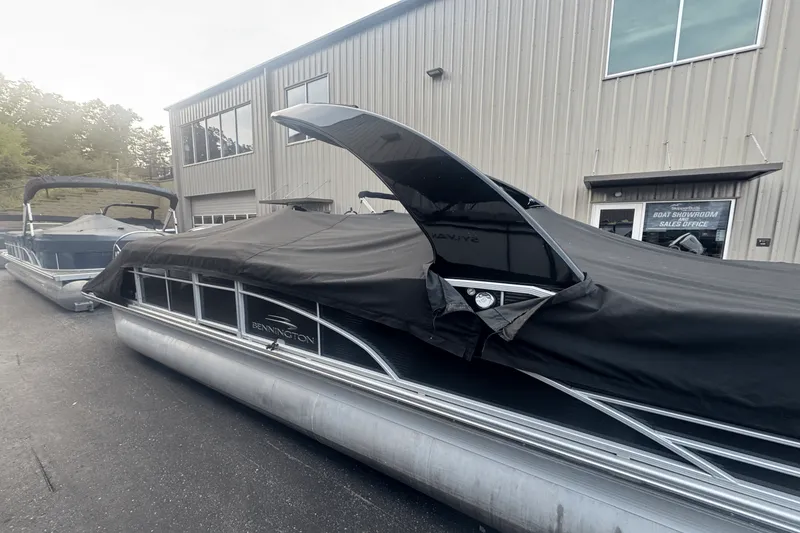 Slide: The Image of Bennington 2575 QCW 2015 - 3