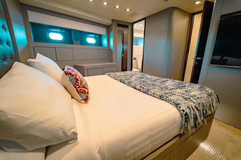 Slide: The Image of Mangusta 92 2007 - 50