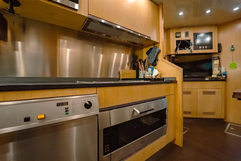 Slide: The Image of Mangusta 92 2007 - 58