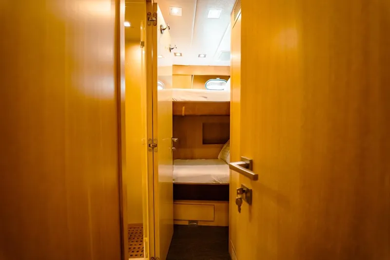 Slide: The Image of Mangusta 92 2007 - 59