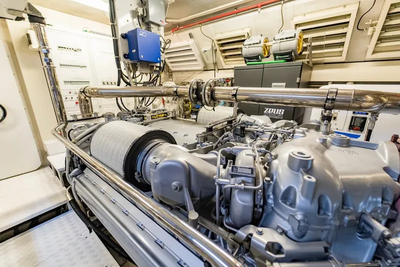 Slide: The Image of Mangusta 92 2007 - 92