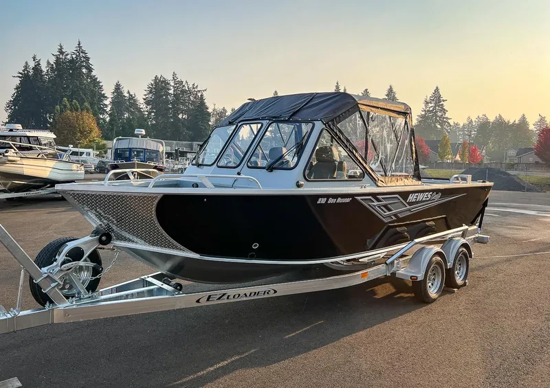 Slide: The Image of Hewescraft 210 Sea Runner ET 2025 - 6