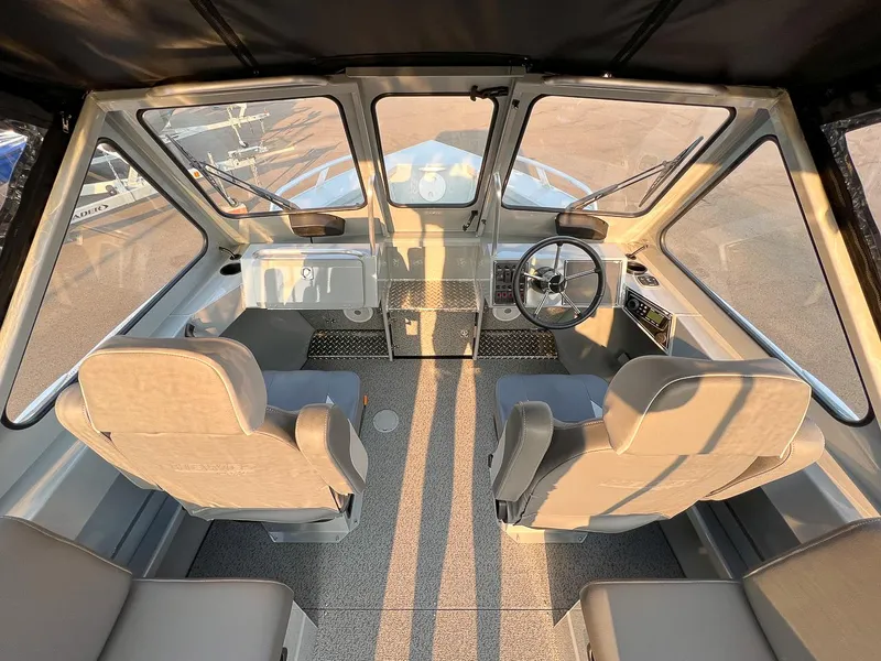 Slide: The Image of Hewescraft 210 Sea Runner ET 2025 - 8