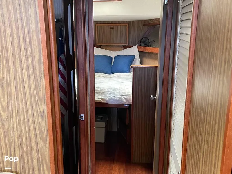 Slide: The Image of 1976 Viking 43 Double Cabin Motoryacht for sale in Portage, IN - 13