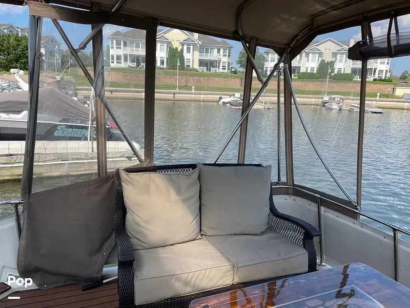 Slide: The Image of 1976 Viking 43 Double Cabin Motoryacht for sale in Portage, IN - 38