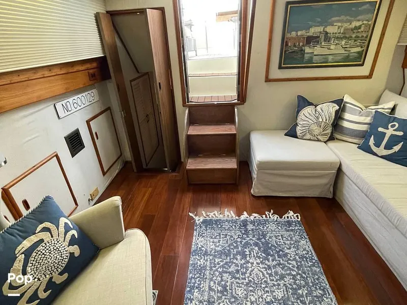 Slide: The Image of 1976 Viking 43 Double Cabin Motoryacht for sale in Portage, IN - 53