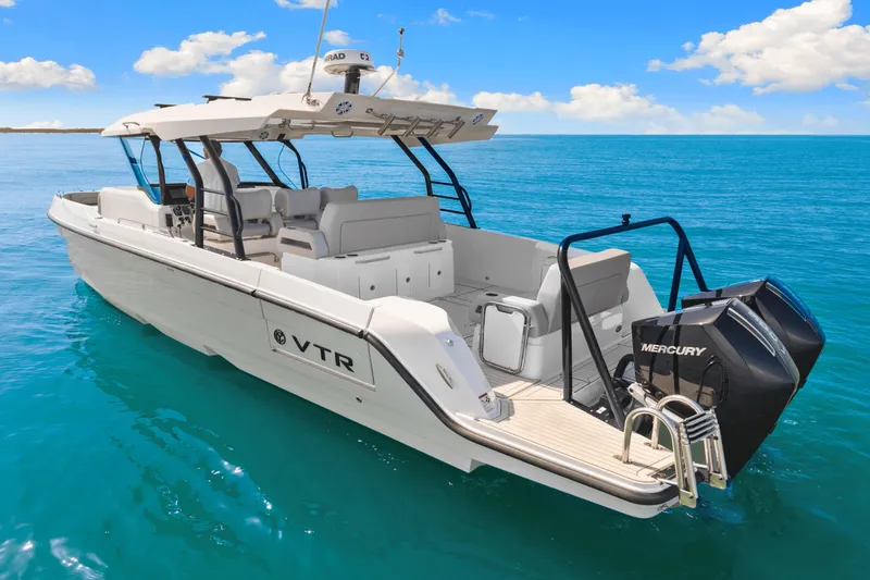 Slide: The Image of Cruisers Yachts 38 VTR 2026 - 13