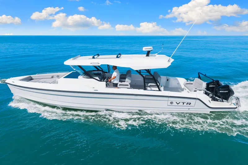 Slide: The Image of Cruisers Yachts 38 VTR 2026 - 2