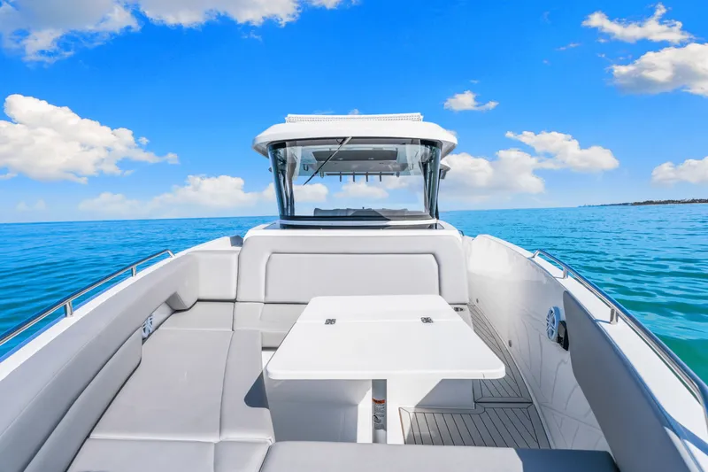 Slide: The Image of Cruisers Yachts 38 VTR 2026 - 20