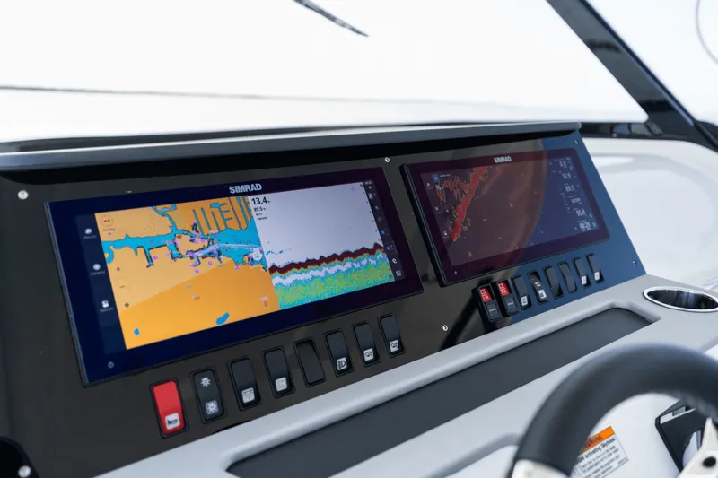 Slide: The Image of Cruisers Yachts 38 VTR 2026 - 24