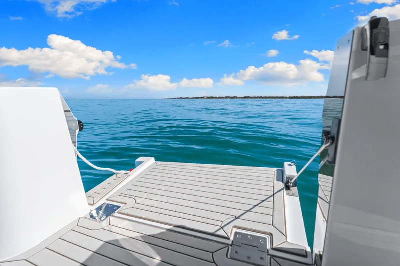 Slide: The Image of Cruisers Yachts 38 VTR 2026 - 43