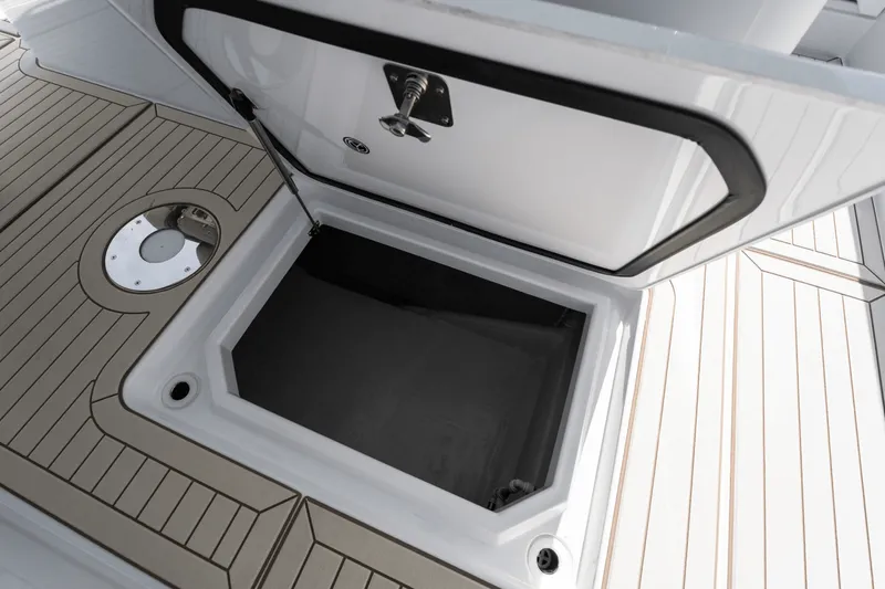 Slide: The Image of Cruisers Yachts 38 VTR 2026 - 45