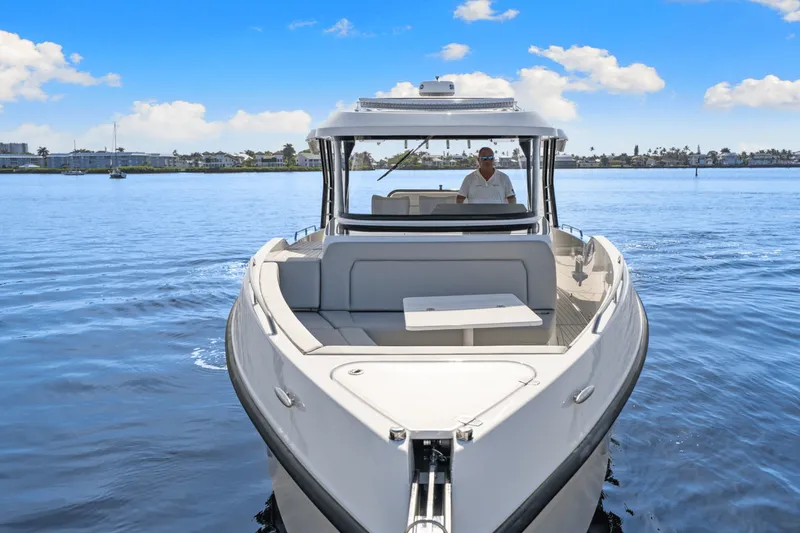 Slide: The Image of Cruisers Yachts 38 VTR 2026 - 6