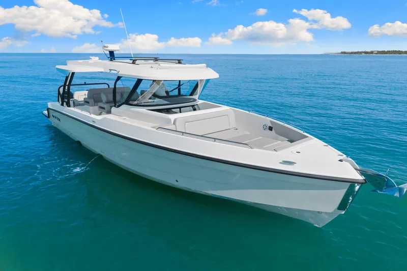 Slide: The Image of Cruisers Yachts 38 VTR 2026 - 8