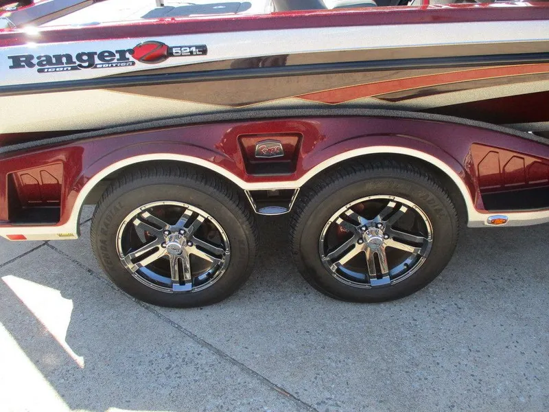 Slide: The Image of 2018 Ranger Z521L ICON boat trailer with dual black alloy wheels. - 10