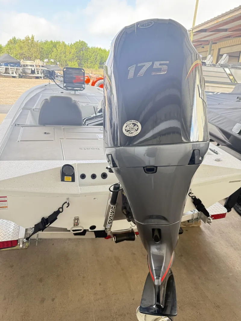 Slide: The Image of Xpress H20 CRAPPIE 2026 - 14