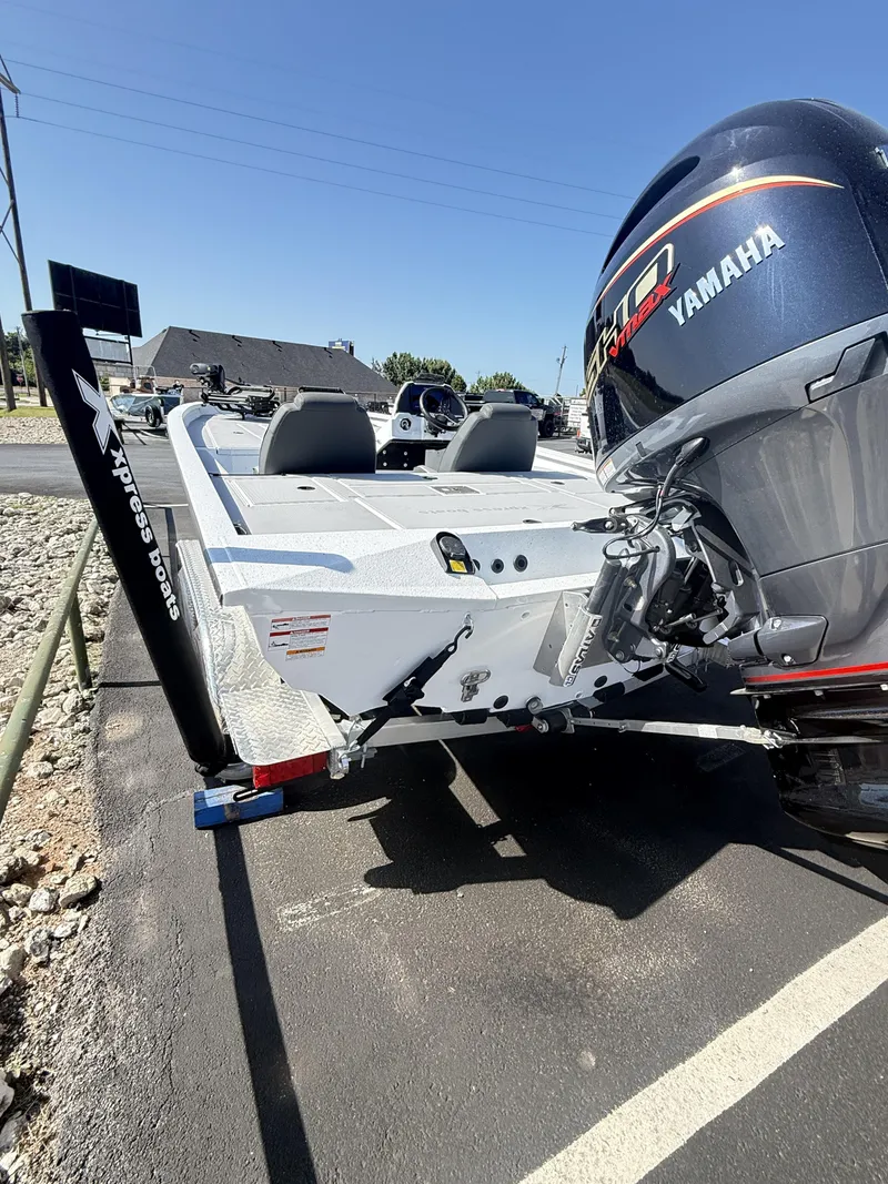 Slide: The Image of Xpress H20 CRAPPIE 2026 - 29