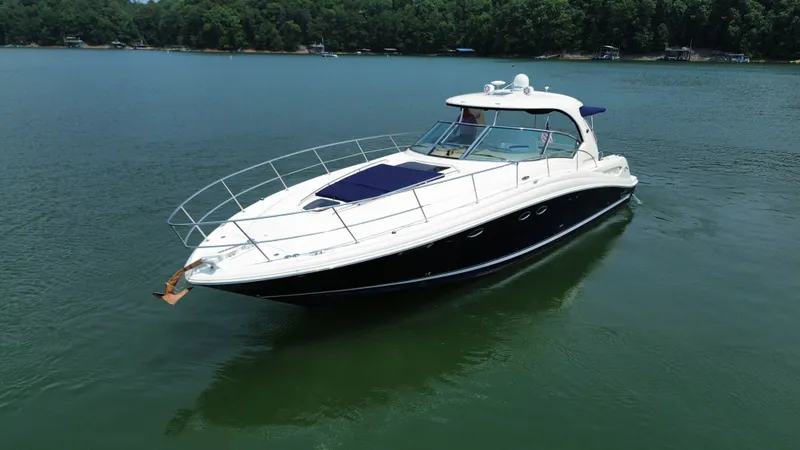 Slide: The Image of Sea Ray 420 SUNDANCER 2004 - 15