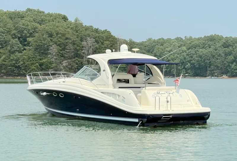 Slide: The Image of Sea Ray 420 SUNDANCER 2004 - 10