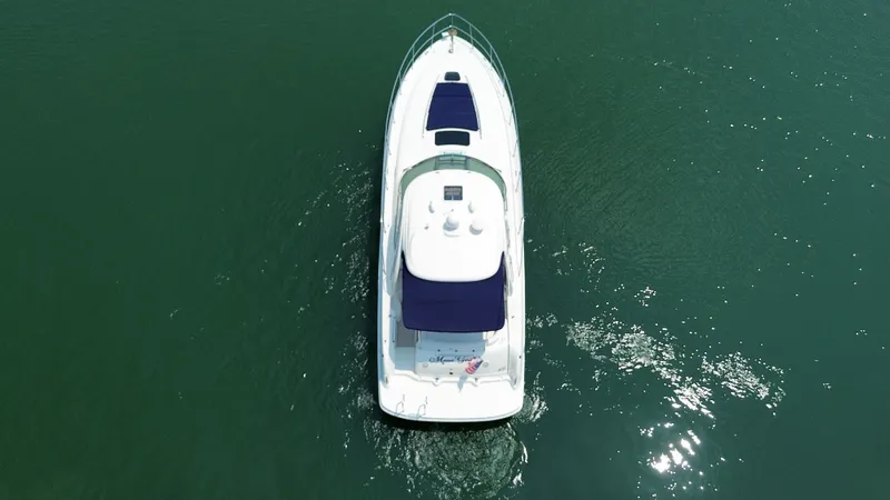 Slide: The Image of Sea Ray 420 SUNDANCER 2004 - 20