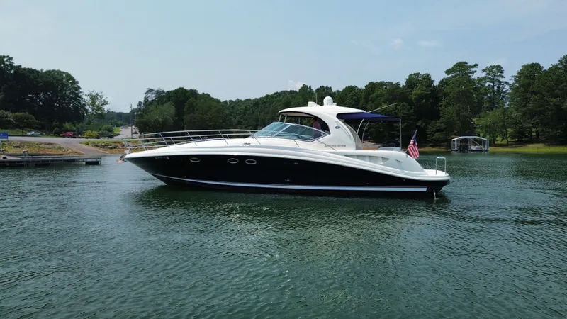 Slide: The Image of Sea Ray 420 SUNDANCER 2004 - 12