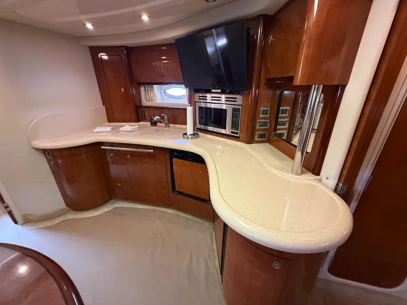Slide: The Image of Sea Ray 420 SUNDANCER 2004 - 59