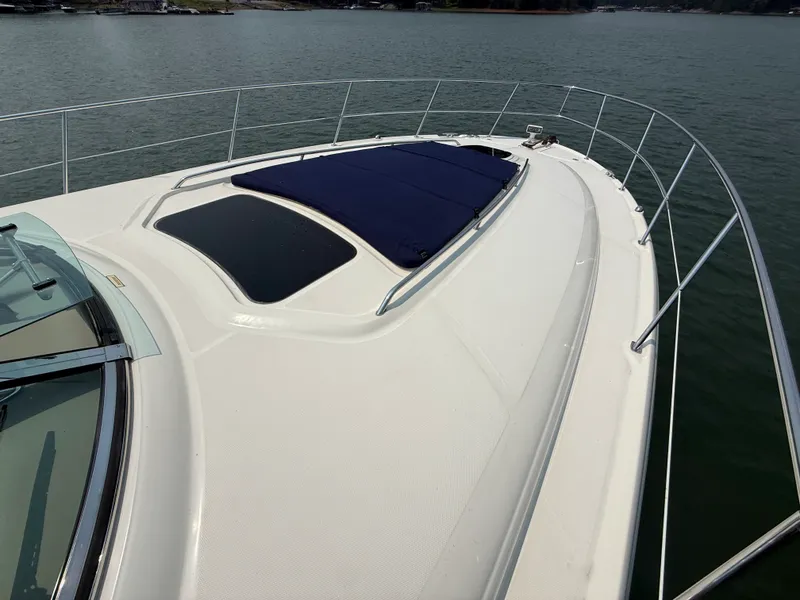 Slide: The Image of Sea Ray 420 SUNDANCER 2004 - 22