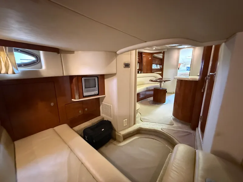 Slide: The Image of Sea Ray 420 SUNDANCER 2004 - 75