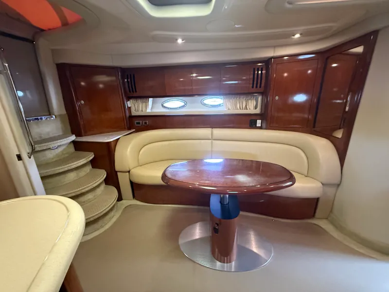 Slide: The Image of Sea Ray 420 SUNDANCER 2004 - 63