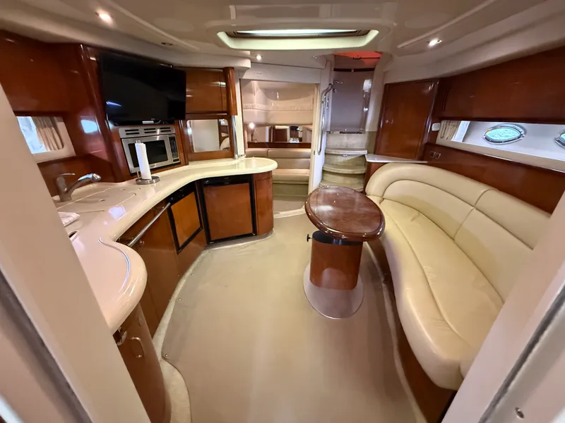 Slide: The Image of Sea Ray 420 SUNDANCER 2004 - 70