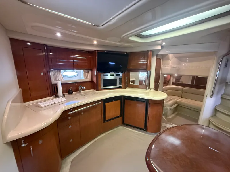 Slide: The Image of Sea Ray 420 SUNDANCER 2004 - 56