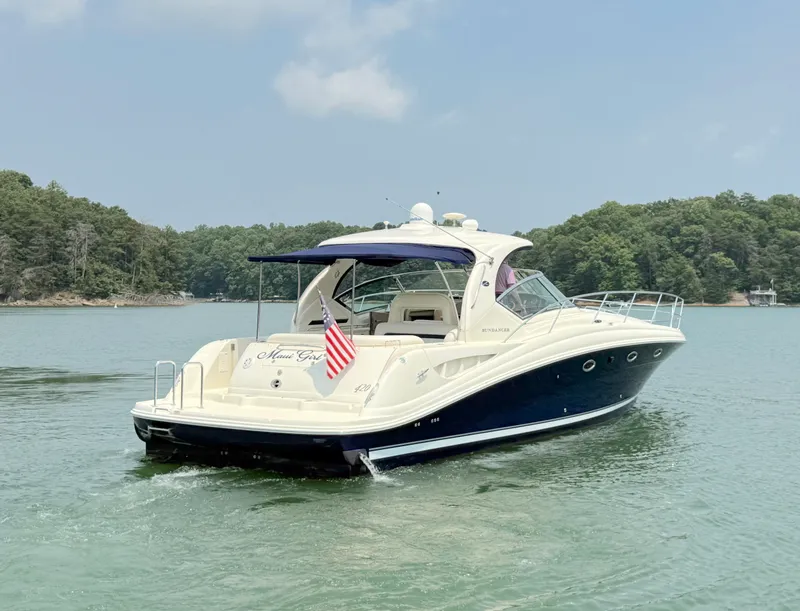 Slide: The Image of Sea Ray 420 SUNDANCER 2004 - 5
