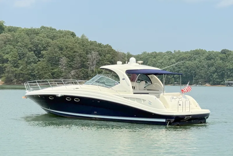 Slide: The Image of Sea Ray 420 SUNDANCER 2004 - 13