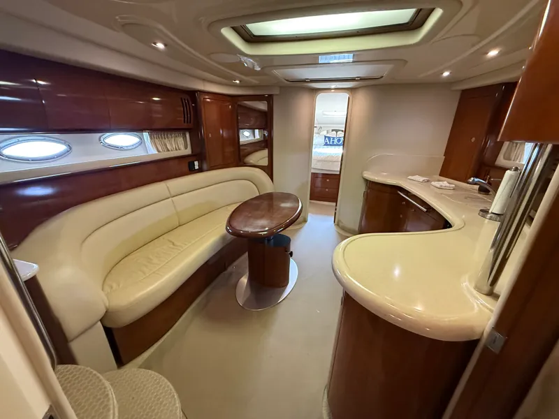 Slide: The Image of Sea Ray 420 SUNDANCER 2004 - 60