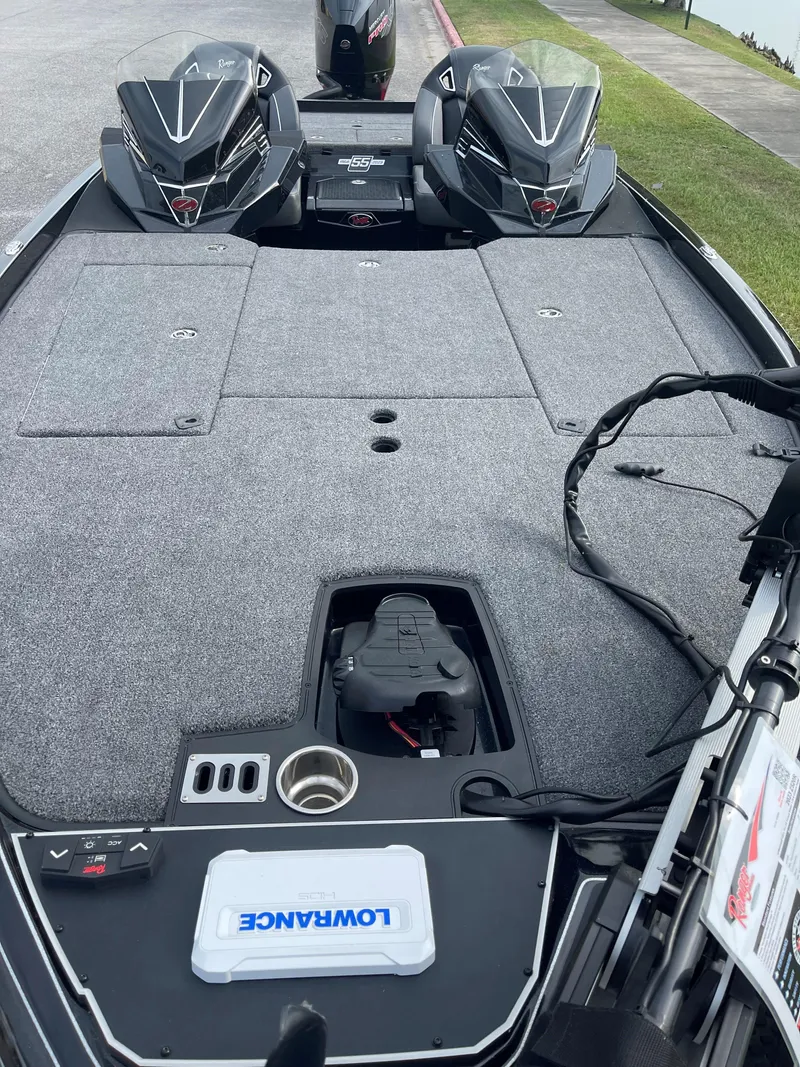 Slide: The Image of 2023 Ranger Z520R fishing boat with dual engines and Lowrance equipment. - 2