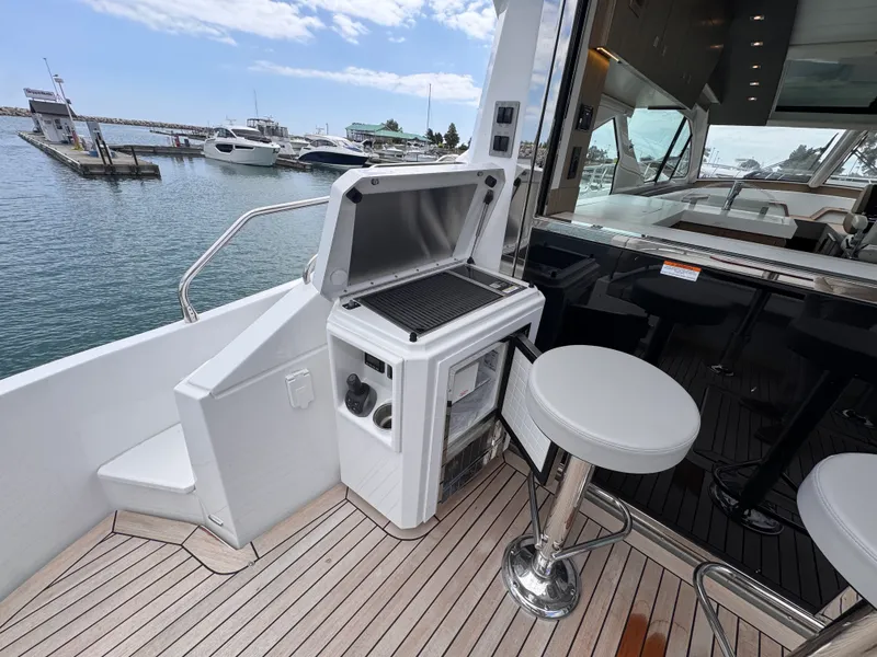 Slide: The Image of Cruisers 60 CANTIUS 2025 - 8