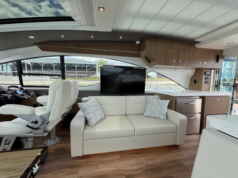 Slide: The Image of Cruisers 60 CANTIUS 2025 - 20