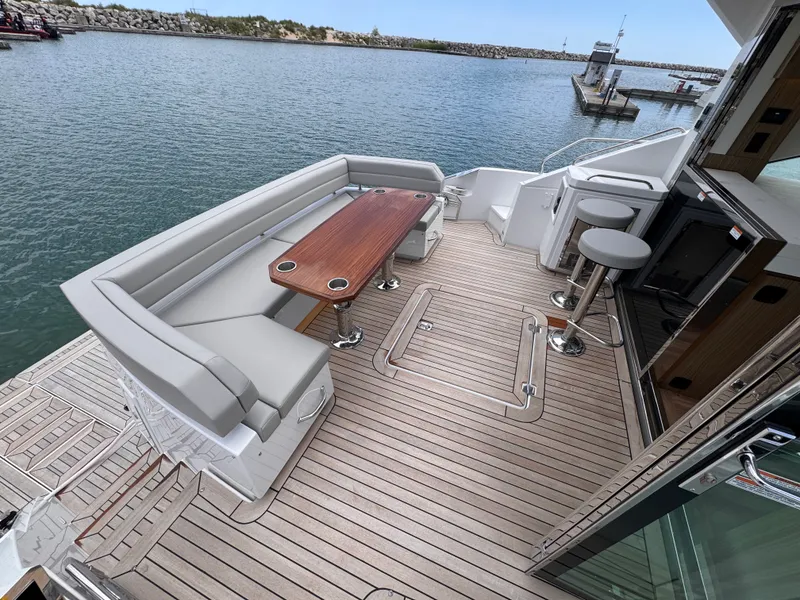 Slide: The Image of Cruisers 60 CANTIUS 2025 - 6