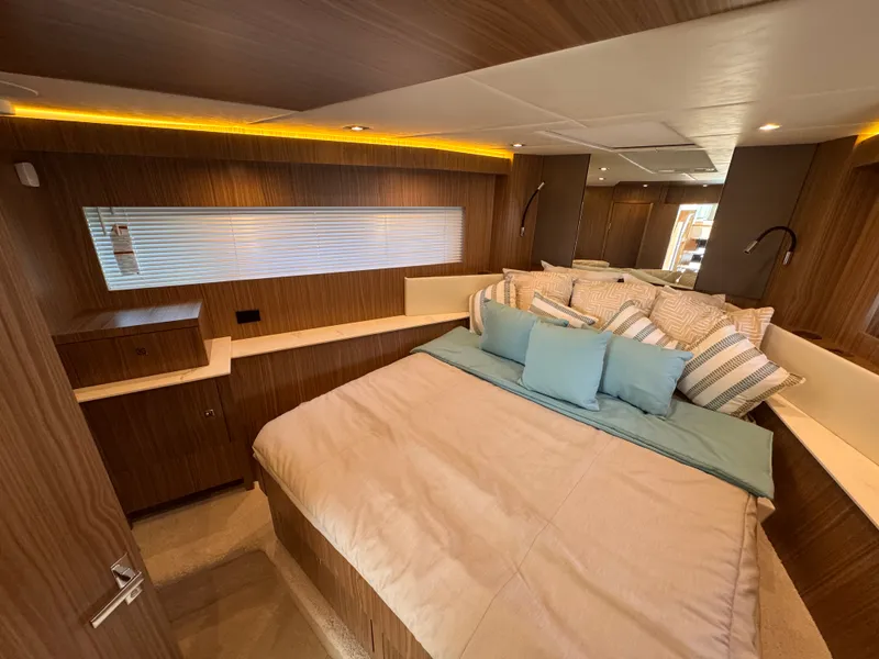 Slide: The Image of Cruisers 60 CANTIUS 2025 - 45