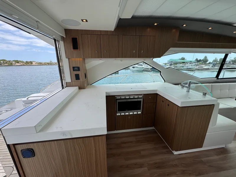 Slide: The Image of Cruisers 60 CANTIUS 2025 - 15