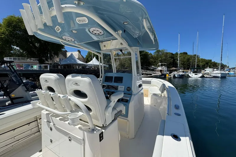 Slide: The Image of Cobia 280 Center Console 2023 - 10