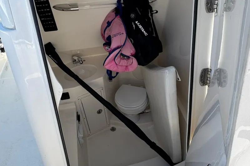 Slide: The Image of Cobia 280 Center Console 2023 - 17
