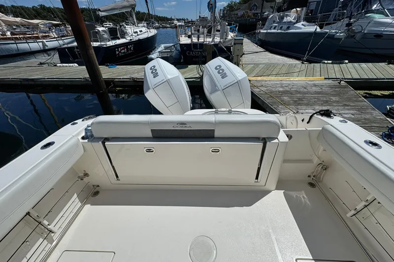 Slide: The Image of Cobia 280 Center Console 2023 - 38