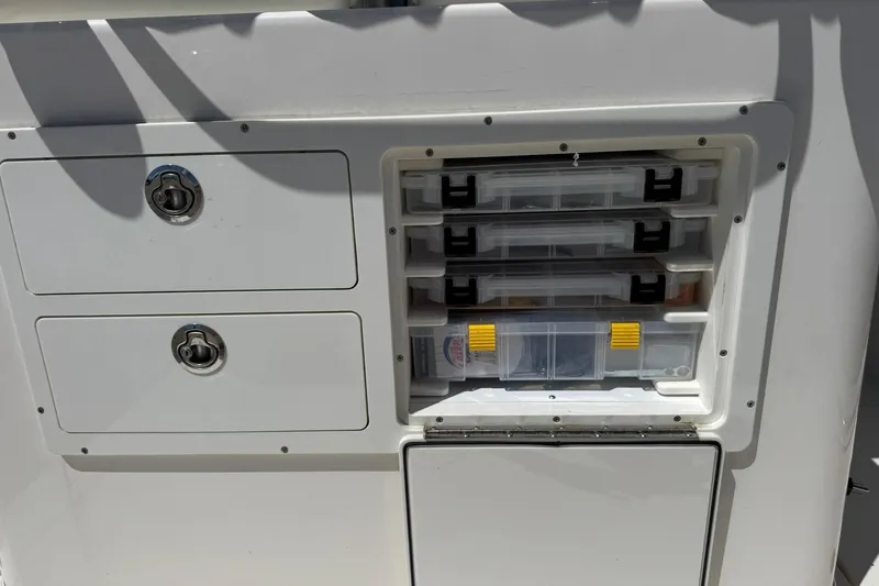 Slide: The Image of Cobia 280 Center Console 2023 - 40
